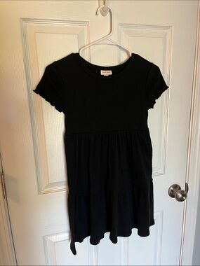Cat & Jack Black Short Sleeve Knit Dress for Girls